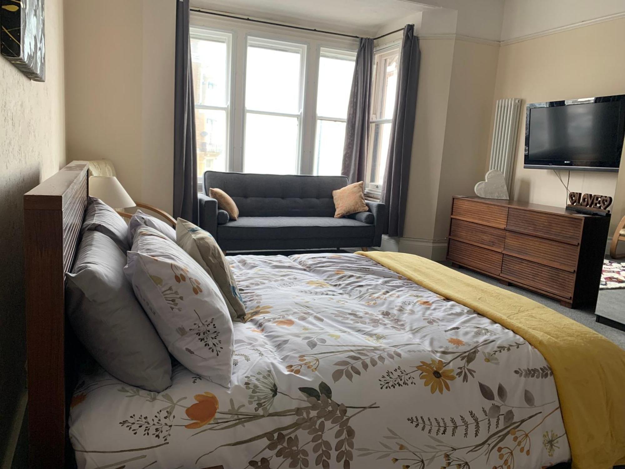 Ocean View Double With Ensuite, With Access To Private Garden And Bike Store มาร์เกท ภายนอก รูปภาพ